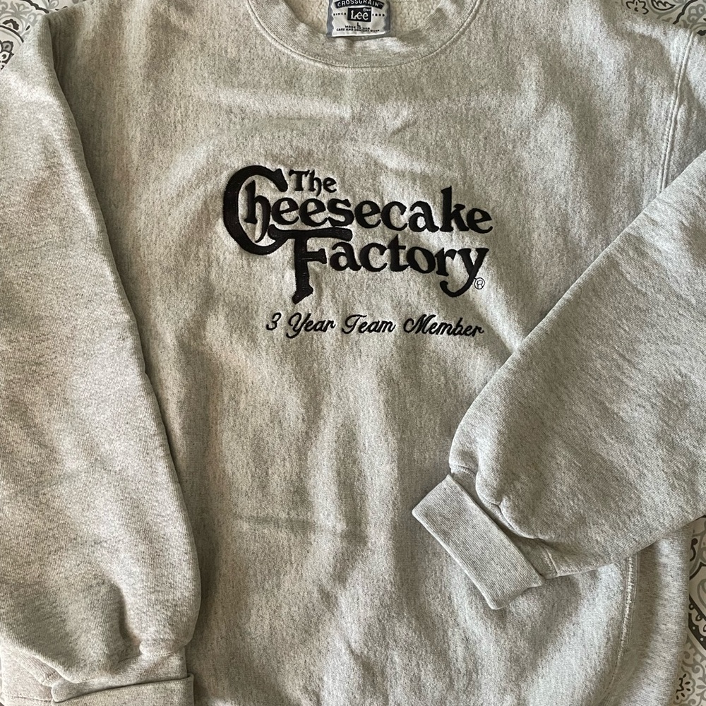 Vintage The Cheesecake Factory sweatshirt